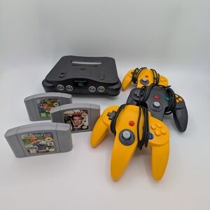 Nintendo 64 Bundle (N64)